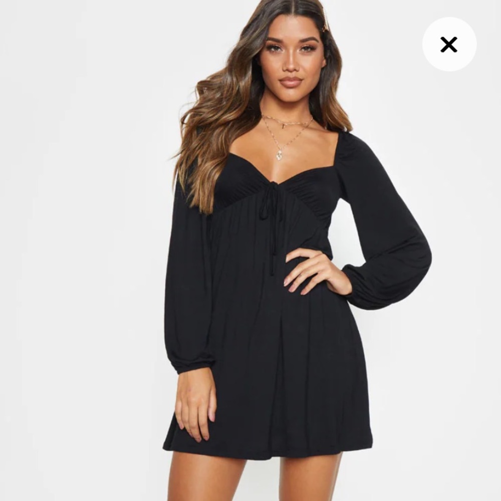 ISO PLT (Pretty Little Thing) black long sleeve smock dress - NOT FOR SALE!